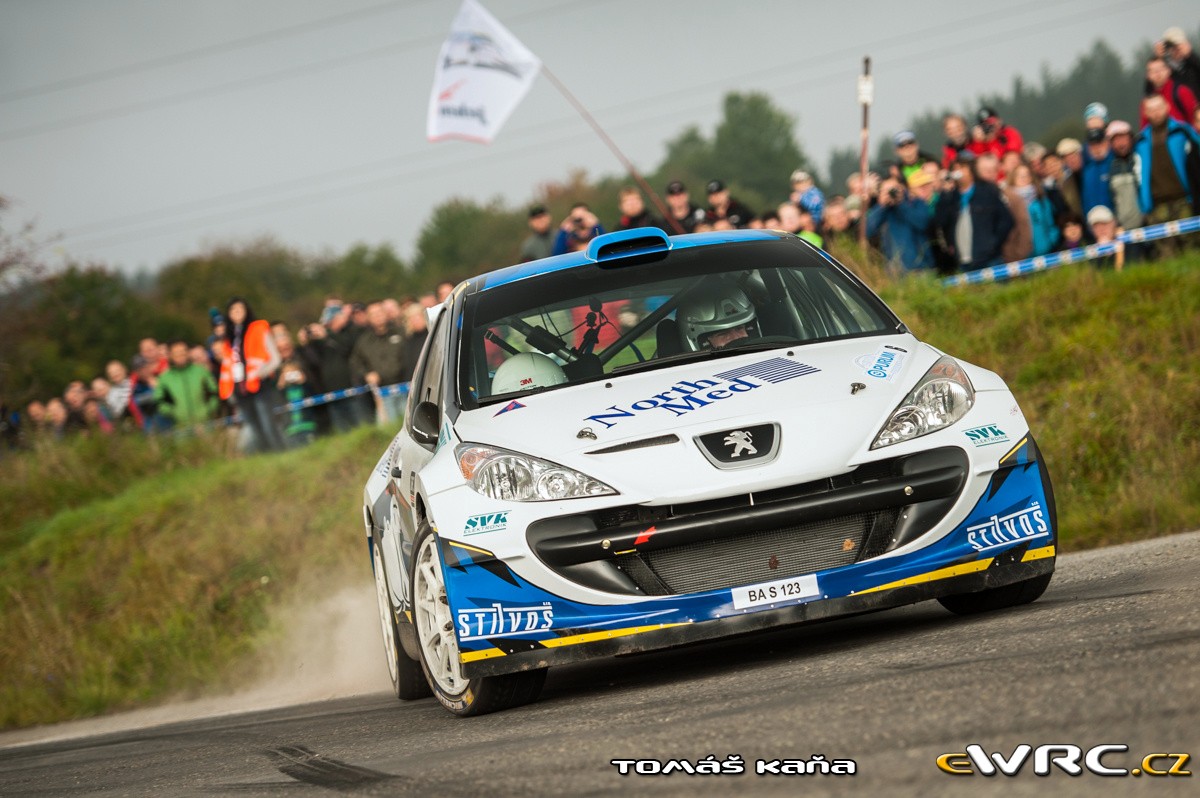 Peugeot 207 s2000